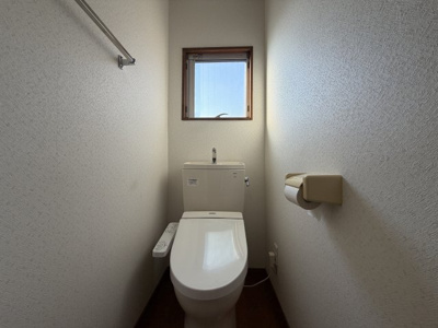 【トイレ】 | 小川橋コーポ | 落ち着いた色調のトイレです