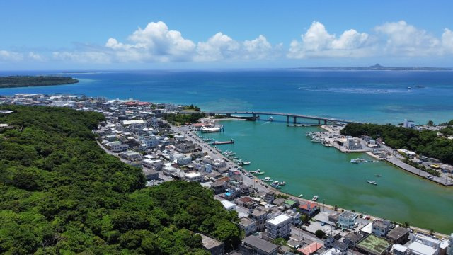本部町辺名地【リゾート向き売地・3000坪】の周辺|本部漁協・渡久地港まで車で3分♪