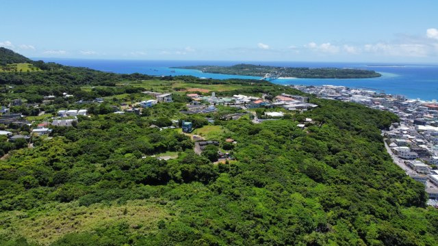 本部町辺名地【リゾート向き売地・3000坪】の外観|物件・左下♪オーシャンビュー♪瀬底島ビュー♪