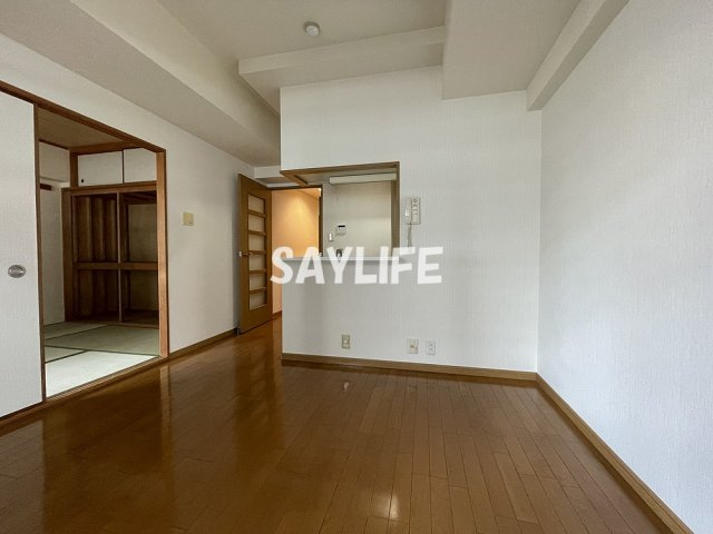 パークサイド中本の居間・リビング