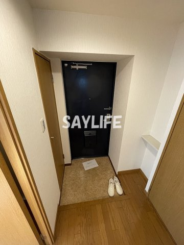 パークサイド中本の玄関