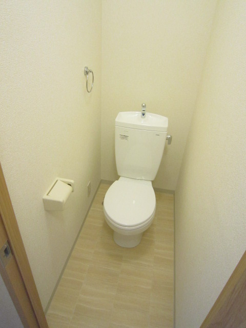 アンプルールフェール樹のトイレ