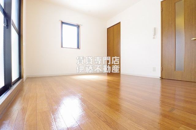 マーブルワンの洋室