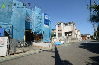 【前面道路含む現地写真】 | ※令和4年10月上旬に撮影