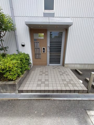 【エントランス】 | エールハウス