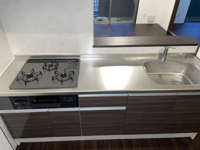 高石市東羽衣３丁目の賃貸マンションのキッチン|きれいなキッチンです