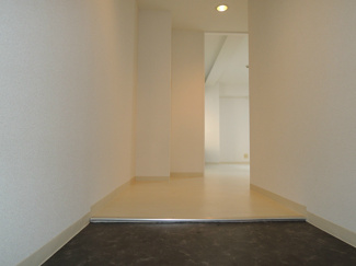 【玄関】 | マンションコトブキ | シンプルで使いやすい玄関です