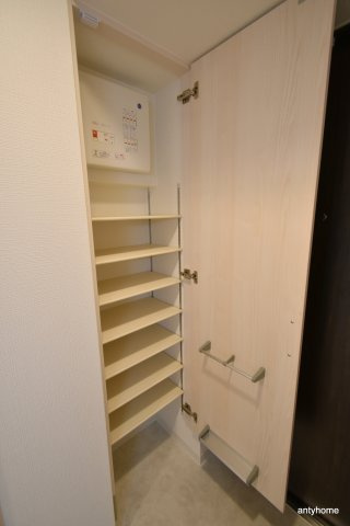 エスリードレジデンス梅田グランデ　仲介手数料無料の収納