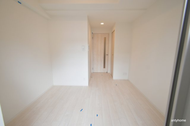 エスリードレジデンス梅田グランデ 仲介手数料無料の居間・リビング