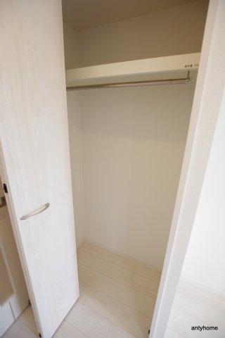 エスリードレジデンス梅田グランデ 仲介手数料無料の収納