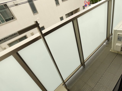【バルコニー】