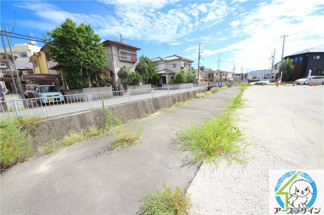 大久保町茜2丁目　土地の周辺