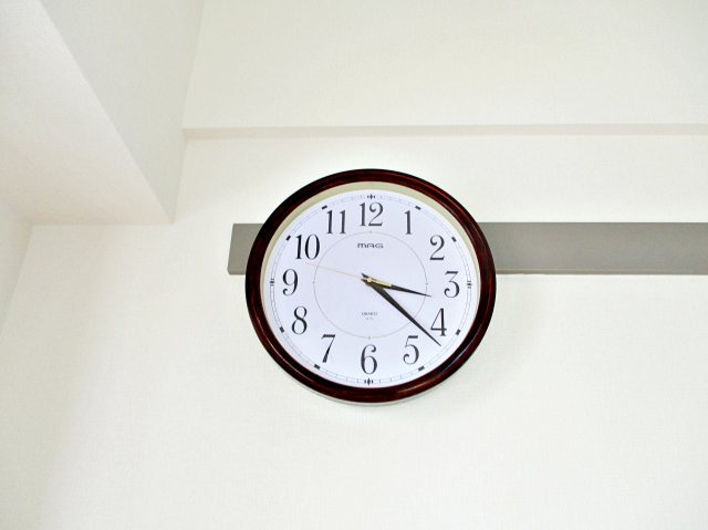 ライオンズマンション河辺第2のその他|壁掛け時計（新品交換：オーナー様よりプレゼント！）