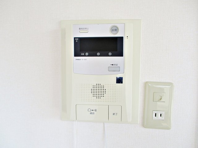 ライオンズマンション河辺第2のセキュリティ|TVモニター付インターホン