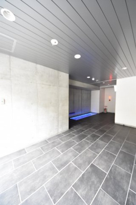 【ロビー】 | g+