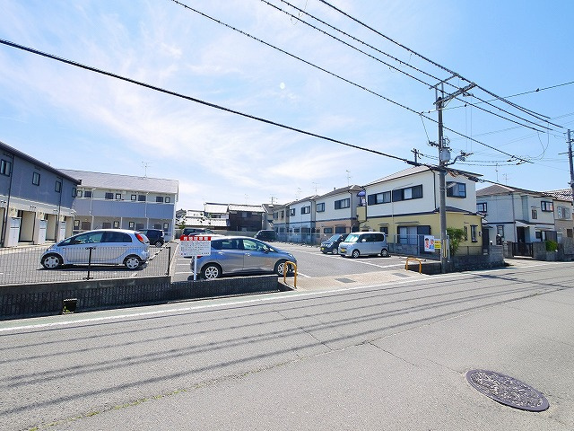 パレスナップの外観