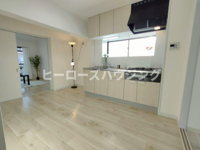 【居間・リビング】 | エミネント豊中 | ※2026年1月中旬撮影！