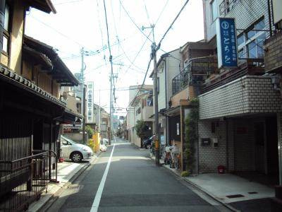 リノ若宮の周辺|前面道路