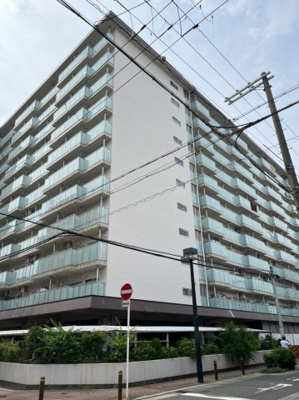 【外観】 | 蒲生コーポ | ◎大阪メトロ長堀鶴見緑地線・今里筋線『蒲生四丁目駅』徒歩4分！！
◎スーパーまで徒歩1分！！お買い物至便♪
◎周辺施設充実で生活至便な環境♪