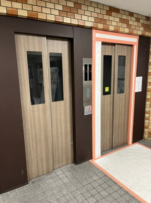 【その他共用部分】 | 蒲生コーポ | エレベーターが2基あるので混雑時もスムーズです。