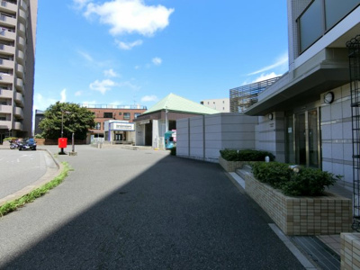 【エントランス】 | ヴィスタスクエア秋山