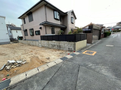【前面道路含む現地写真】 | 守山区長栄第2期 全1棟 1号棟＜仲介手数料無料＞廿軒家小・守山中　新築一戸建て | 3/30撮影
住宅ローンアドバイザーの村田です。住宅ローン審査が通らなかった方、あきらめる前にご相談ください。