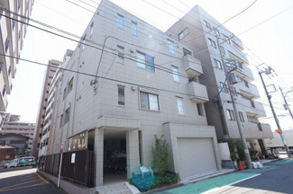 【外観】 | 洗練された4階建ての建物外観です