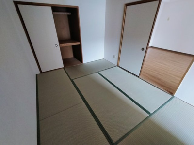 【寝室】 | ハピネス39