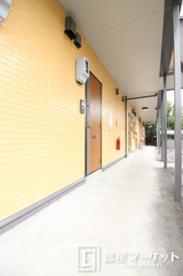 【エントランス】 | ラウム若林