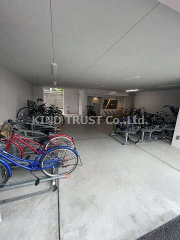 ファーストフィオーレ新梅田の駐車場|駐車場です