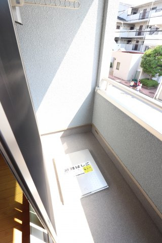 ボナール・カワダのバルコニー