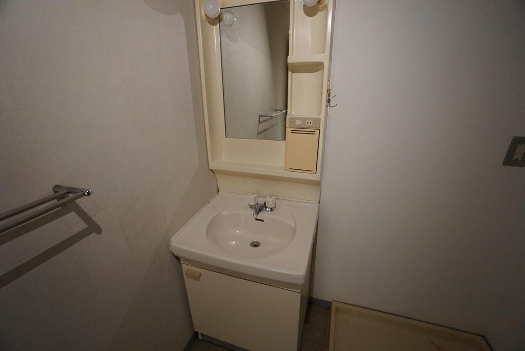 ベルメール土居の洗面所