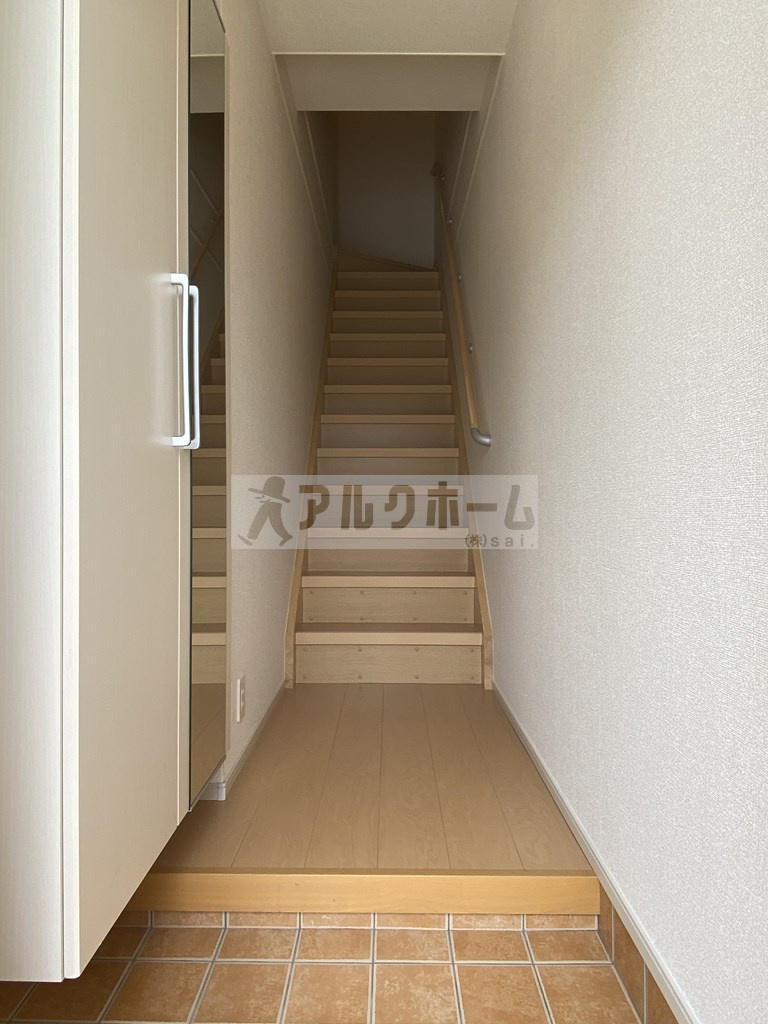 ファミールレイの玄関