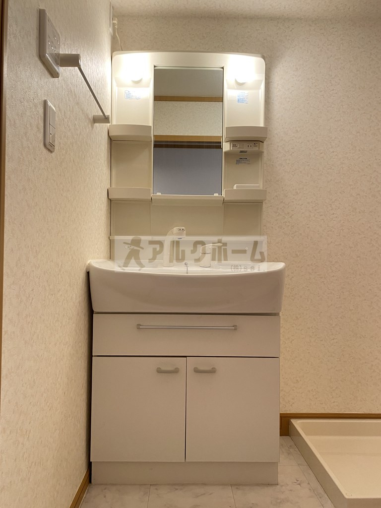 ヴィラアクティブ・エフ3の独立洗面台