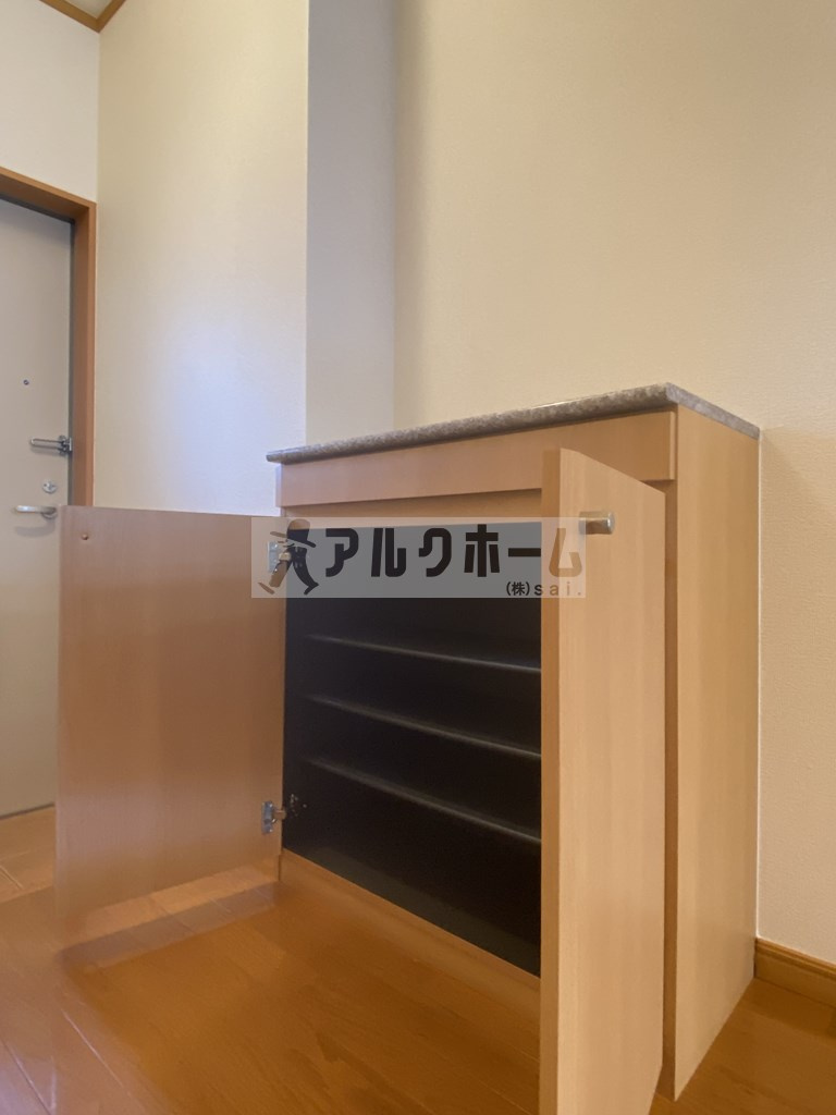 ヴィラアクティブ・エフ3の玄関