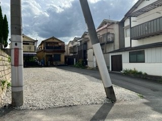 枚方市茄子作4丁目　土地の前面道路含む現地写真