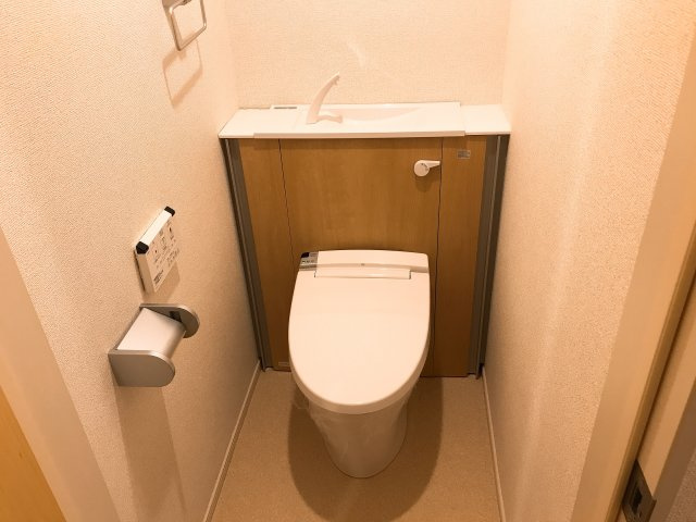 ブランドールのトイレ|温水洗浄便座