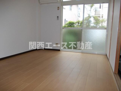 【寝室】 | ニューシティー中西