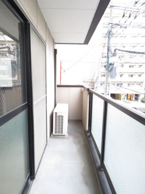 【バルコニー】 | マーベラスリバレイン | 別号室の写真になります。現況優先。