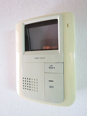 【セキュリティ】 | マーベラスリバレイン | 別号室の写真になります。現況優先。