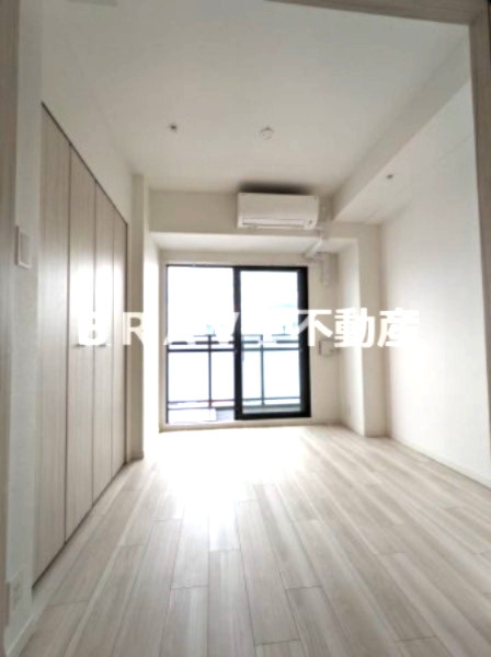 S-RESIDENCE堺筋本町Uno（エスレジデンスサカイスジホンマチウーノ）　BRAVI不動産の洋室|【S-RESIDENCE堺筋本町Uno】個人の部屋や寝室として使える洋室です