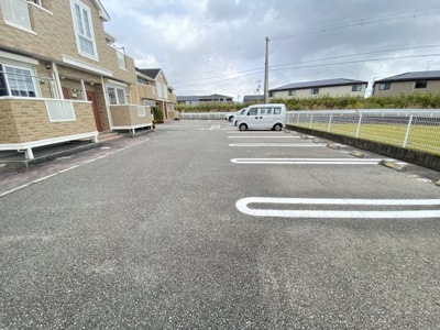 【駐車場】 | フィオレンテⅠ