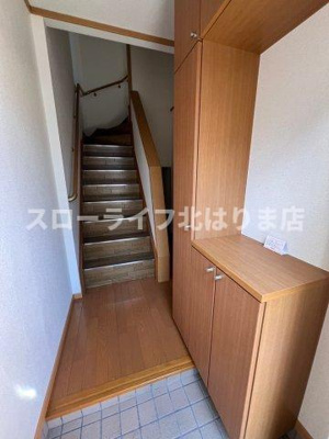 【玄関】 | ファミィーユⅠ