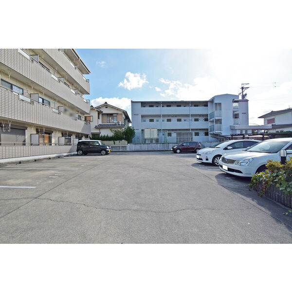 カサブランカ二村台　　刈谷市近郊の賃貸ならクラスホーム刈谷店の駐車場