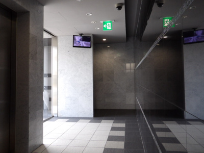 【エントランス】 | グランドシャトー花畑T・S