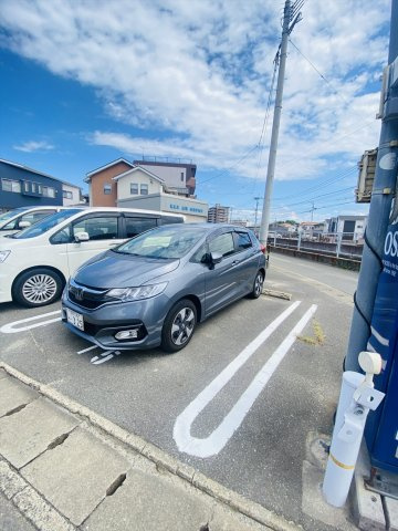 アムール板付の駐車場