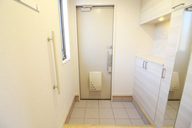 ルミエルAの玄関