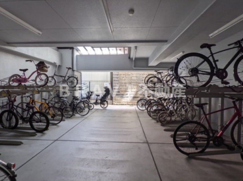 本町橋倶楽部 BRAVI不動産のその他共用部分|【本町橋倶楽部】駐輪場