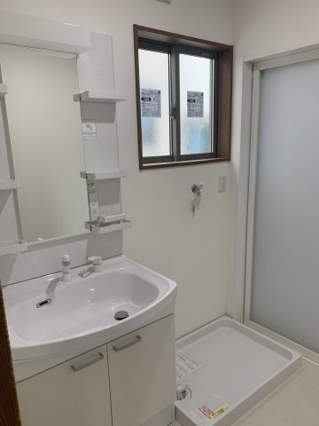 【No.5882】卯垣2丁目（B棟）/4LDK/未入居/2500万円以下の独立洗面台