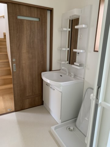 【No.5882】卯垣2丁目（B棟）/4LDK/未入居/2500万円以下の独立洗面台